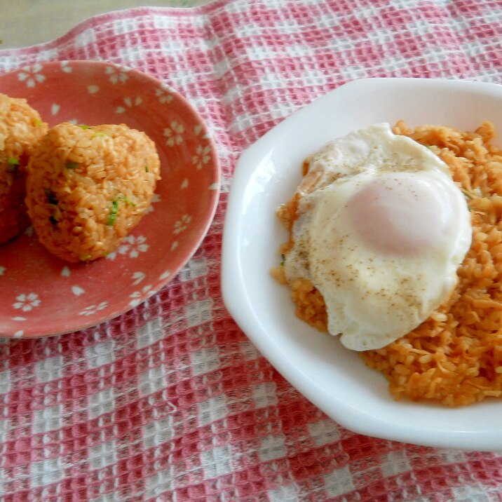 休日ランチにチキンラーメンご飯＊２種